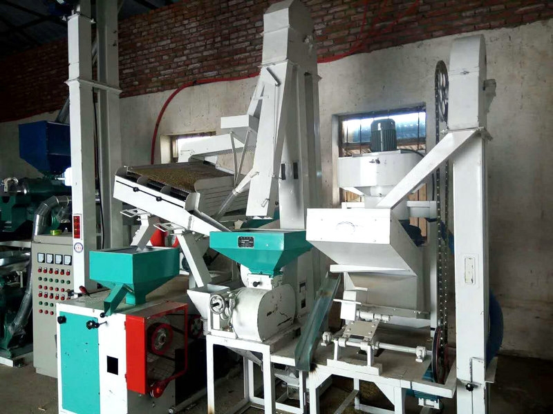 吉林榆树市怀家15吨大米成套加工设备